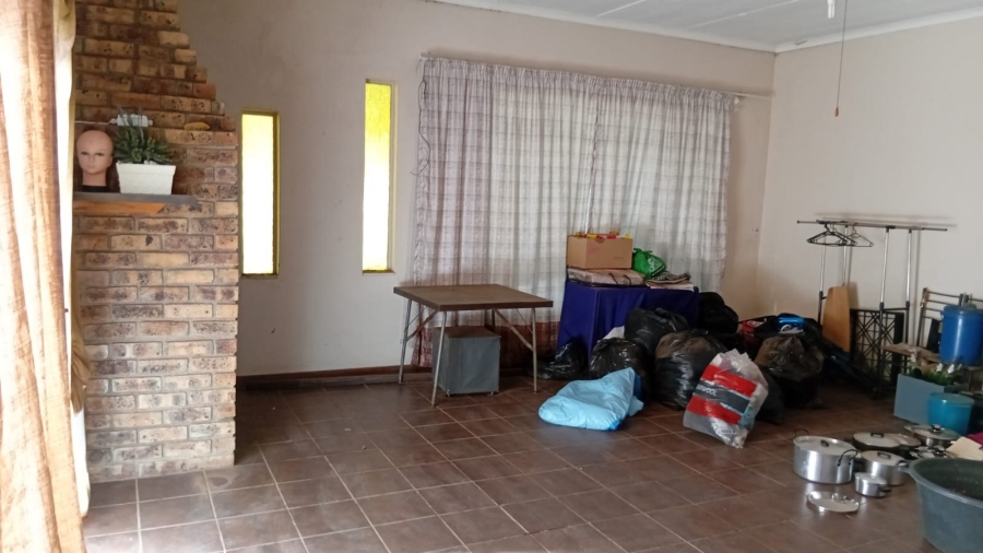 3 Bedroom Property for Sale in Uitsig Free State